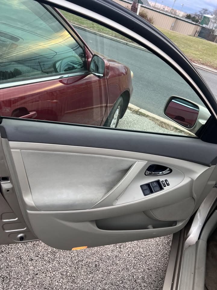 2008 Toyota Camry LE - Image 7