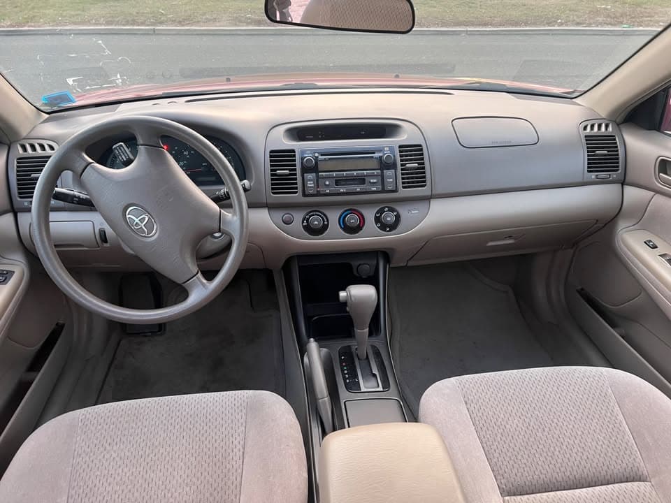 2003 Toyota Camry LE V6 - Image 6