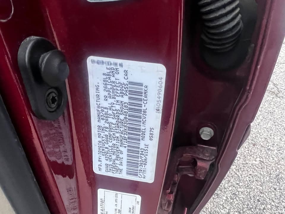 2003 Toyota Camry LE V6 - Image 12