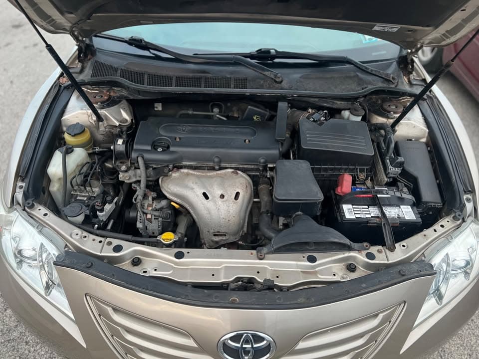 2008 Toyota Camry LE - Image 6