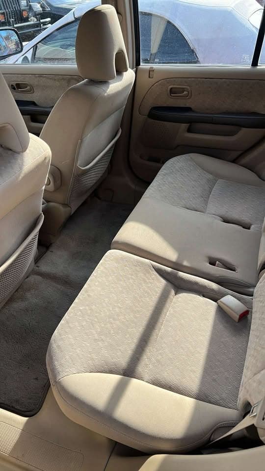 2004 Honda CR-V 2WD LX - Image 7