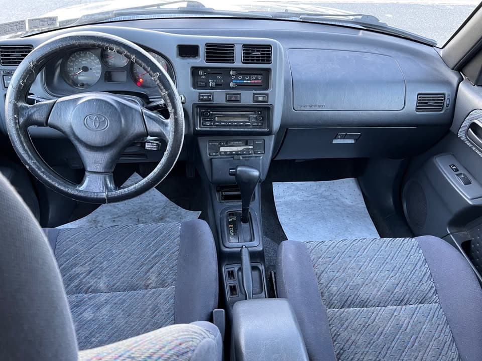 1999 Toyota RAV4 - Image 5