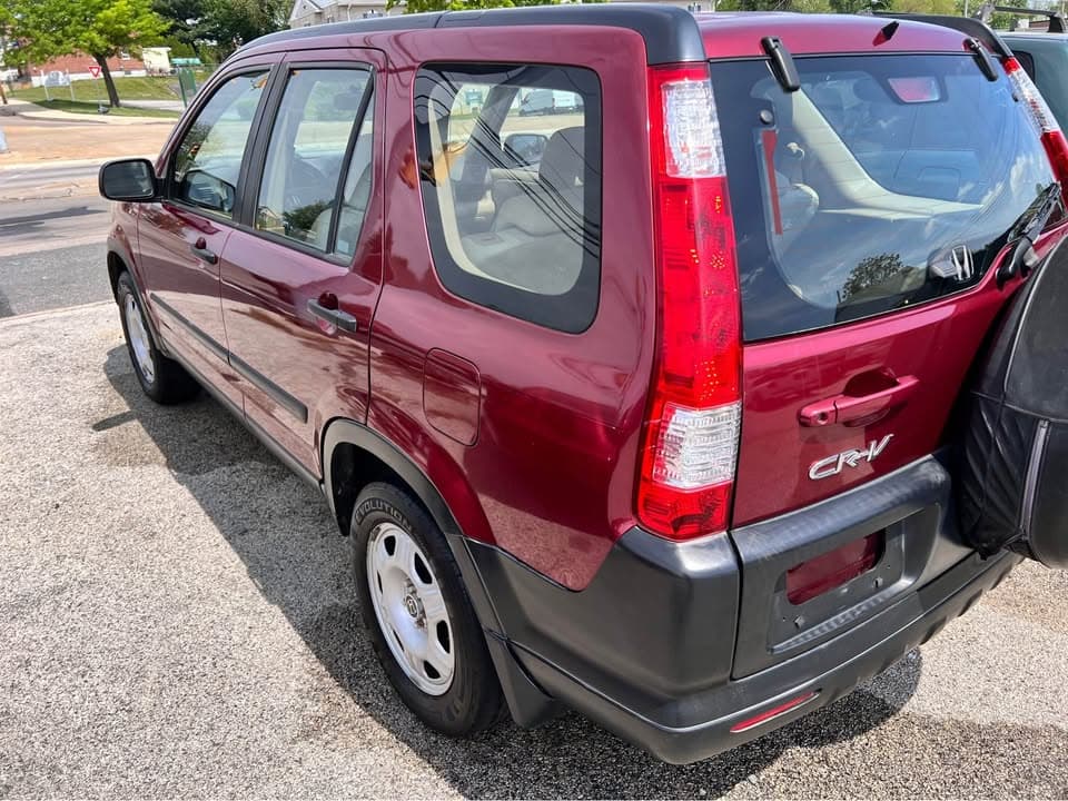 2004 Honda CR-V 2WD LX - Image 4