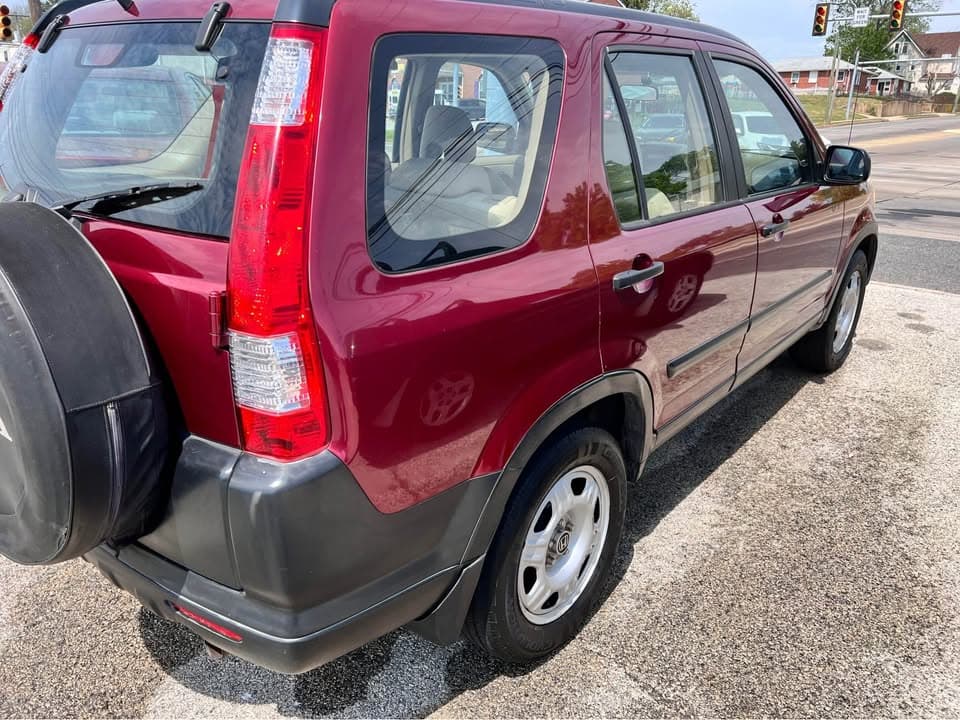 2004 Honda CR-V 2WD LX - Image 9