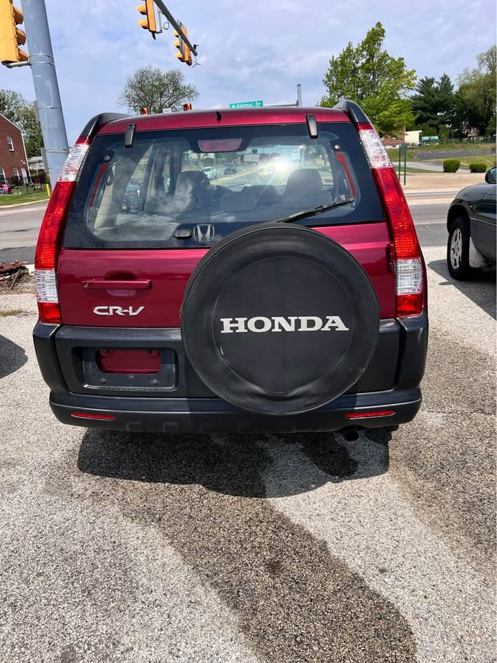 2004 Honda CR-V 2WD LX - Image 10