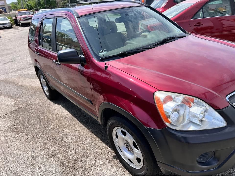 2004 Honda CR-V 2WD LX - Image 11