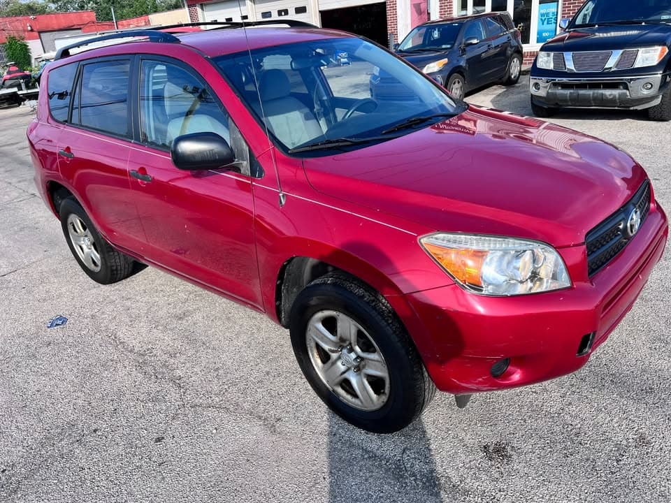 2007 Toyota RAV-4 AWD - Image 2