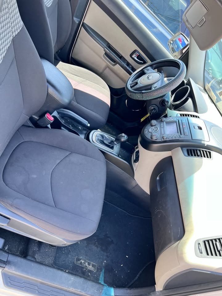 2012 Kia soul LX Wagon 4D - Image 7