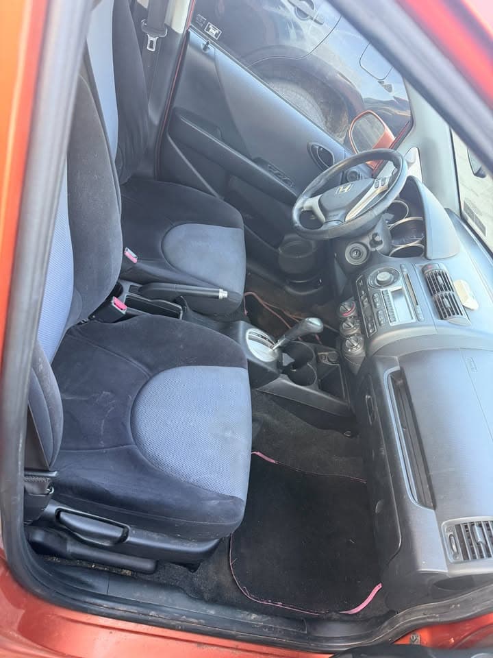 2008 honda fit sport - Image 11