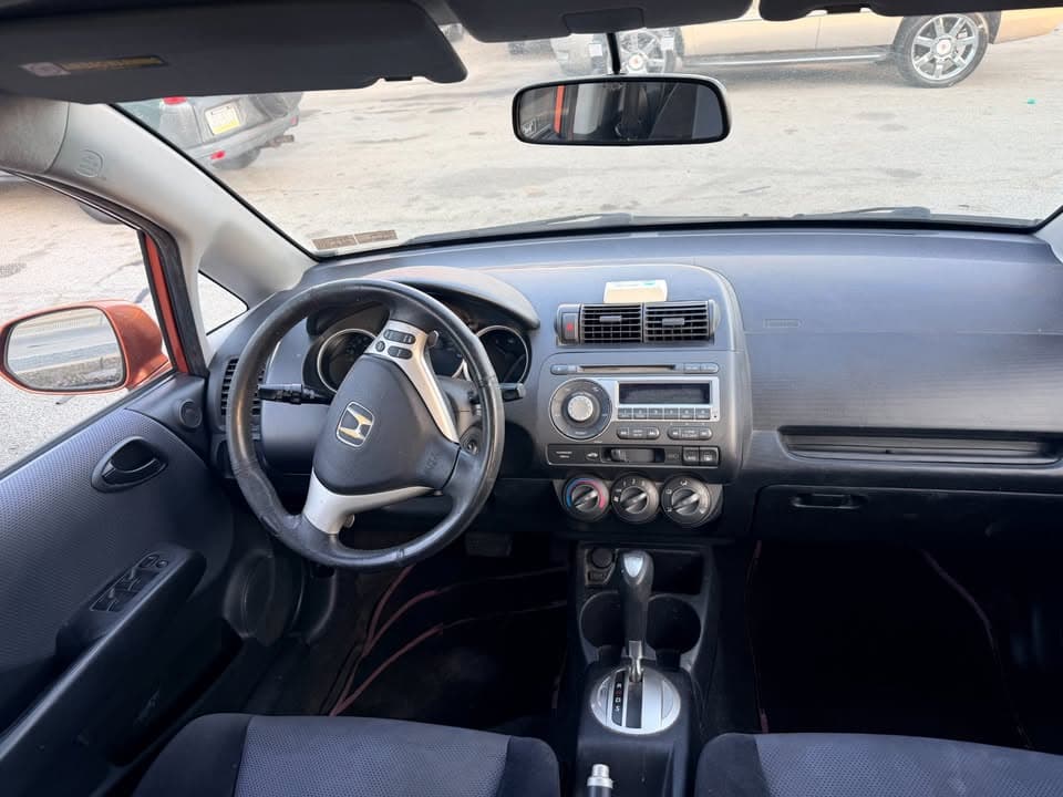 2008 honda fit sport - Image 9