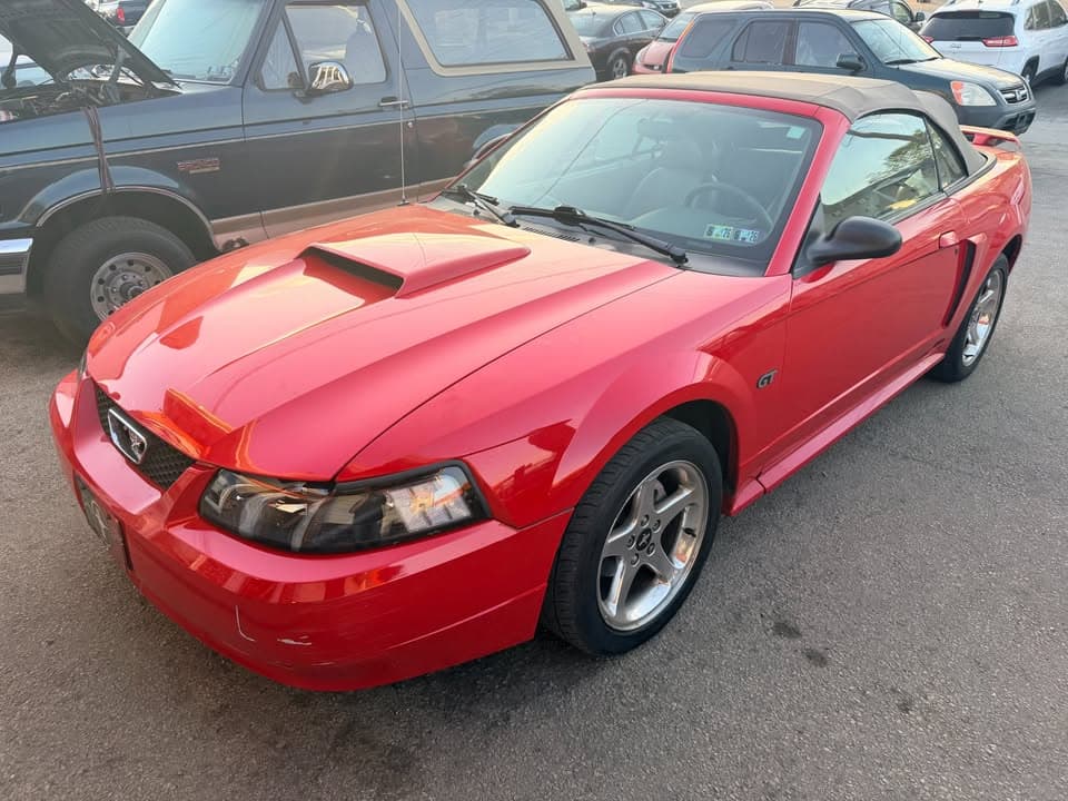 2003 Ford Mustang GT convertible - Image 2