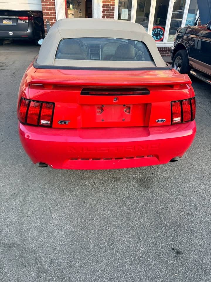 2003 Ford Mustang GT convertible - Image 3
