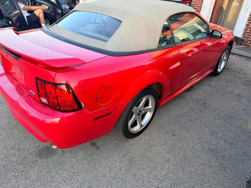 2003 Ford Mustang GT convertible - Image 4