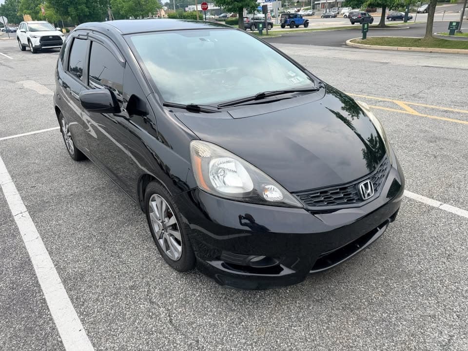 2013 Honda Fit Sport - Image 13