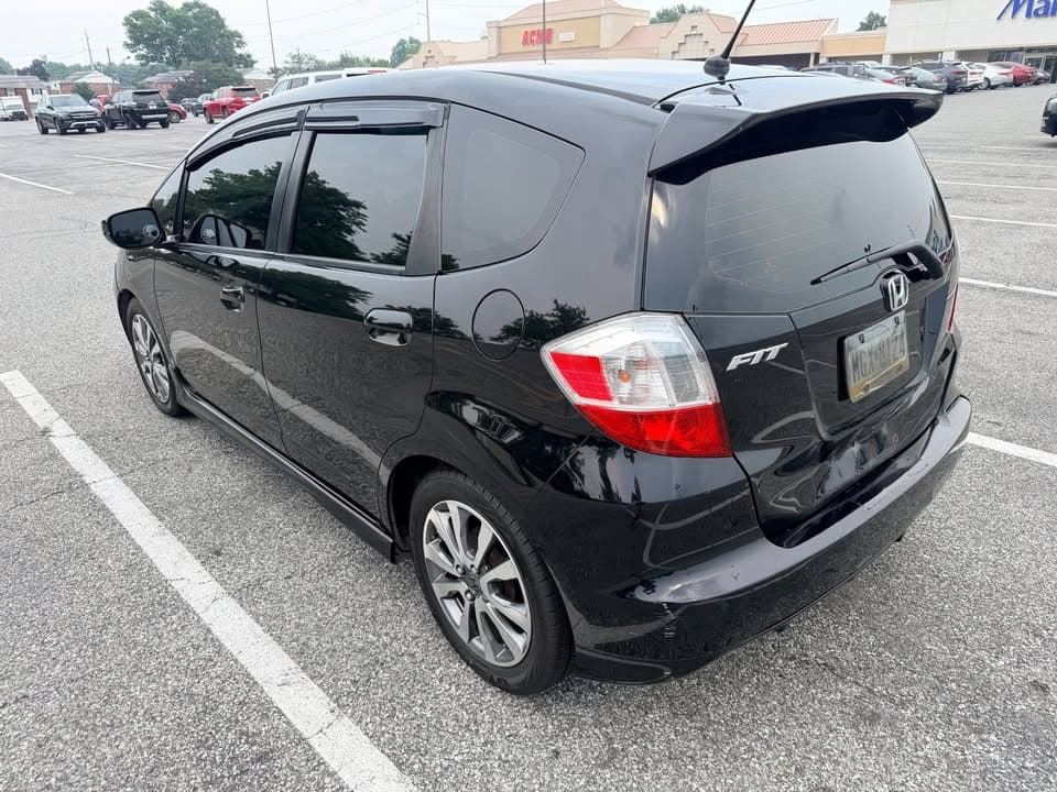 2013 Honda Fit Sport - Image 15
