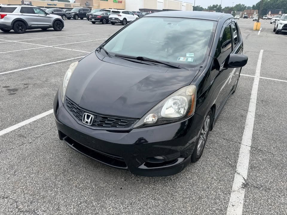 2013 Honda Fit Sport - Image 16
