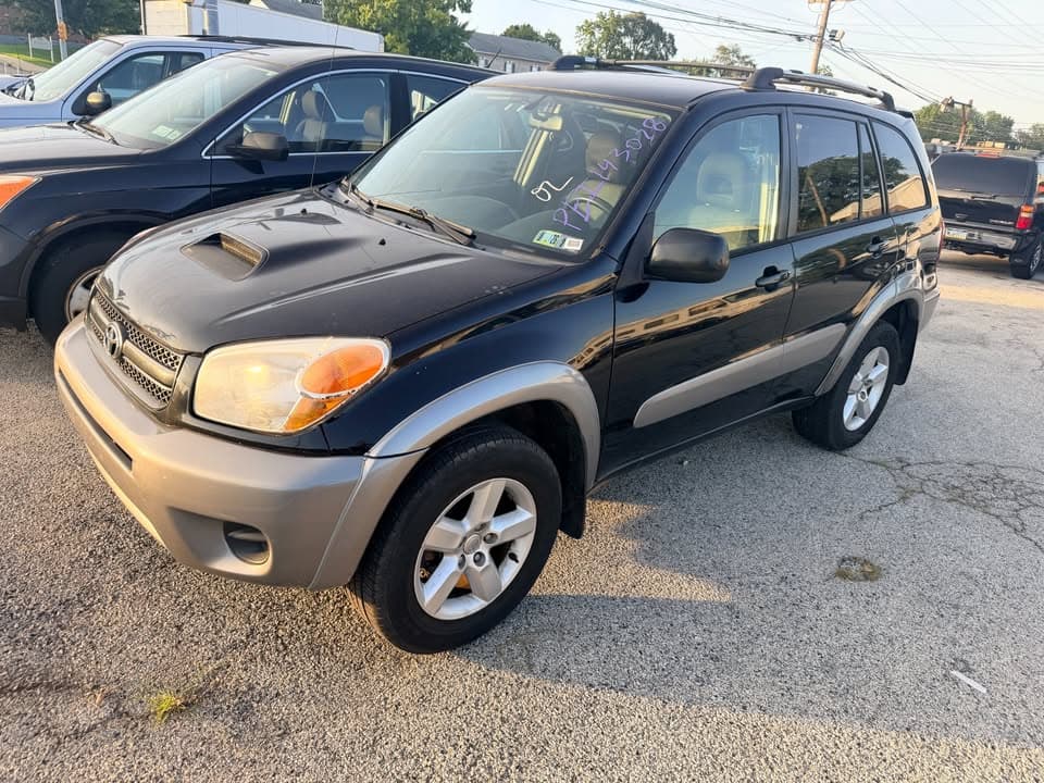 2004 Toyota RAV-4 S type